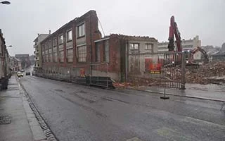 Démolition en zone urbaine